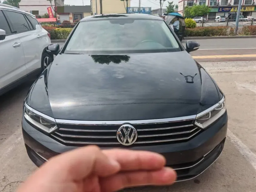 2018 Volkswagen Magotan 1.8T 180HP L4 7DCT,autocango,china used car exporter,china ev exporter,chinese used car exporter,chinese used ev exporter