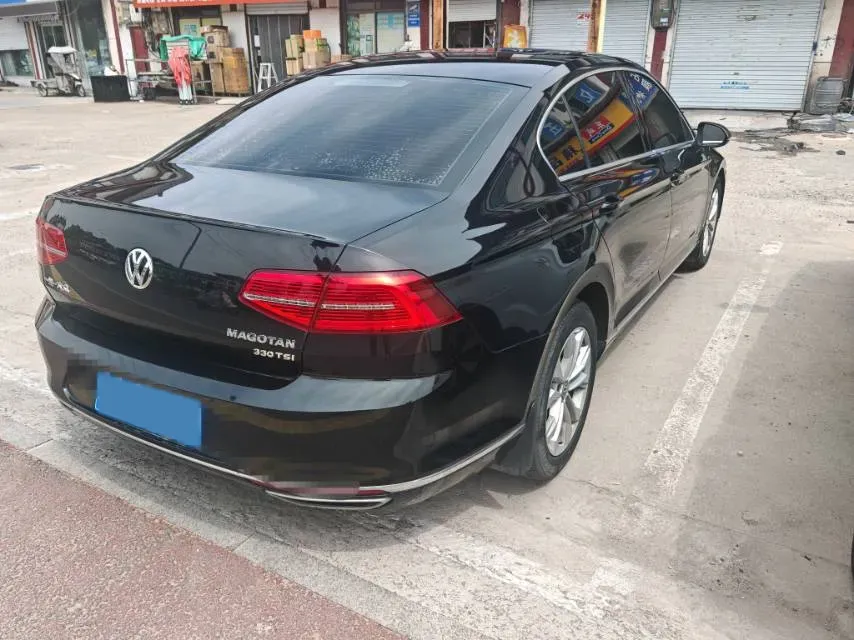2018 Volkswagen Magotan 1.8T 180HP L4 7DCT,autocango,china used car exporter,china ev exporter,chinese used car exporter,chinese used ev exporter