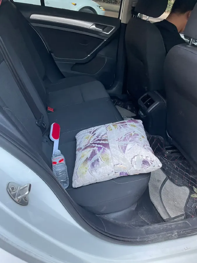 2019 Volkswagen Golf 1.2T 116HP L4 7DCT,autocango,china used car exporter,china ev exporter,chinese used car exporter,chinese used ev exporter