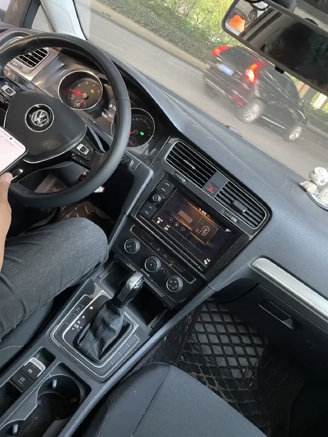 2019 Volkswagen Golf 1.2T 116HP L4 7DCT,autocango,china used car exporter,china ev exporter,chinese used car exporter,chinese used ev exporter