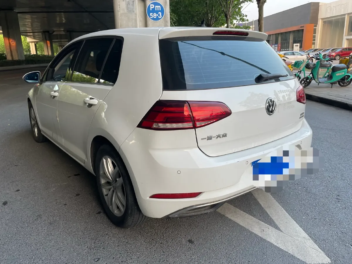 2019 Volkswagen Golf 1.2T 116HP L4 7DCT,autocango,china used car exporter,china ev exporter,chinese used car exporter,chinese used ev exporter