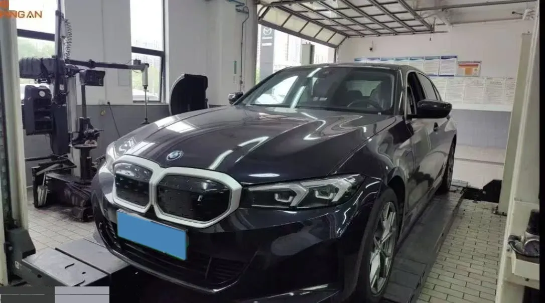 2024 BMW i3 BEV 70KWH,autocango,china used car exporter,china ev exporter,chinese used car exporter,chinese used ev exporter