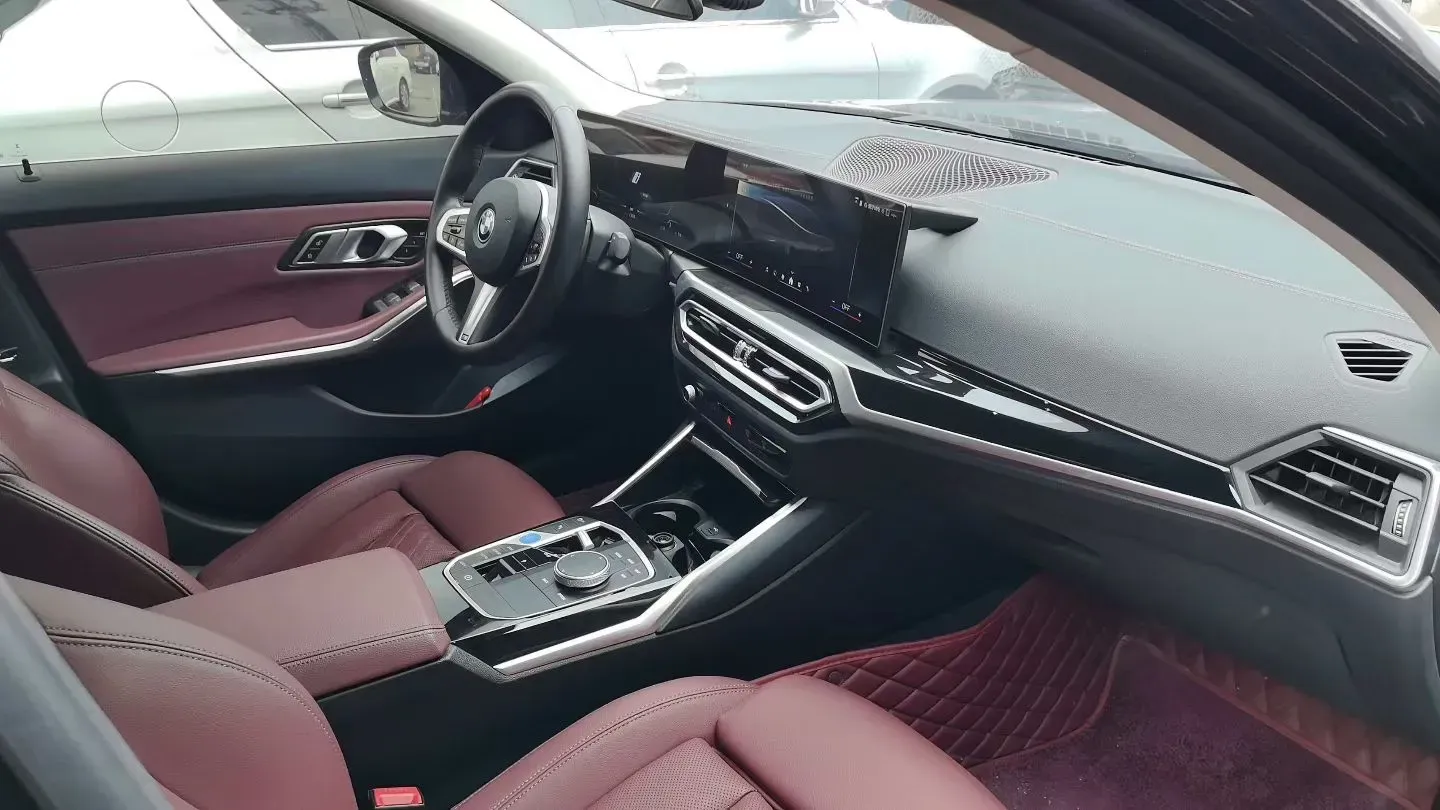 2024 BMW i3 BEV 70KWH,autocango,china used car exporter,china ev exporter,chinese used car exporter,chinese used ev exporter