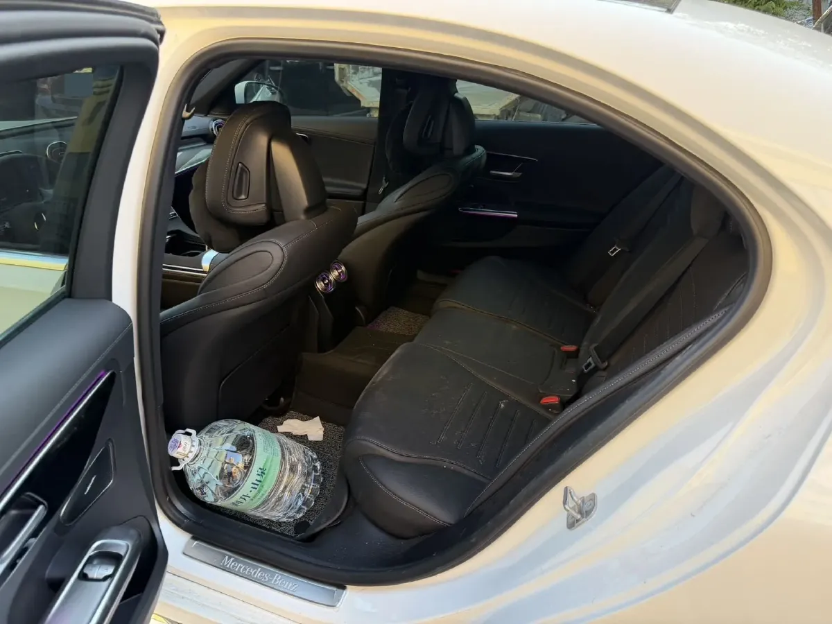 2024 Mercedes-Benz C Class 1.5T 204HP L4 9AT,autocango,china used car exporter,china ev exporter,chinese used car exporter,chinese used ev exporter