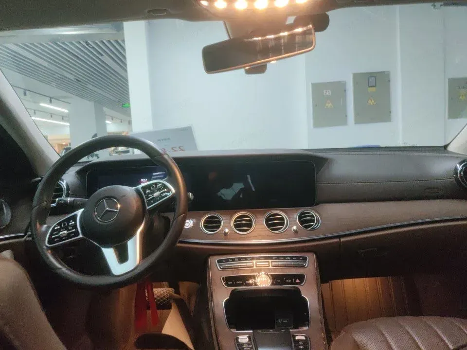 2020 Mercedes-Benz E Class 2.0T 258HP L4 9AT,autocango,china used car exporter,china ev exporter,chinese used car exporter,chinese used ev exporter