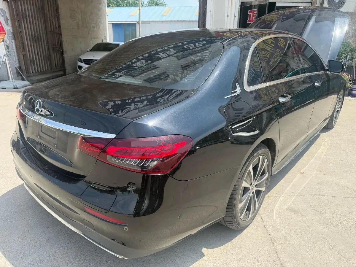 2022 Mercedes-Benz E Class 2.0T 211HP L4 9AT PHEV 25.4KWH,autocango,china used car exporter,china ev exporter,chinese used car exporter,chinese used ev exporter