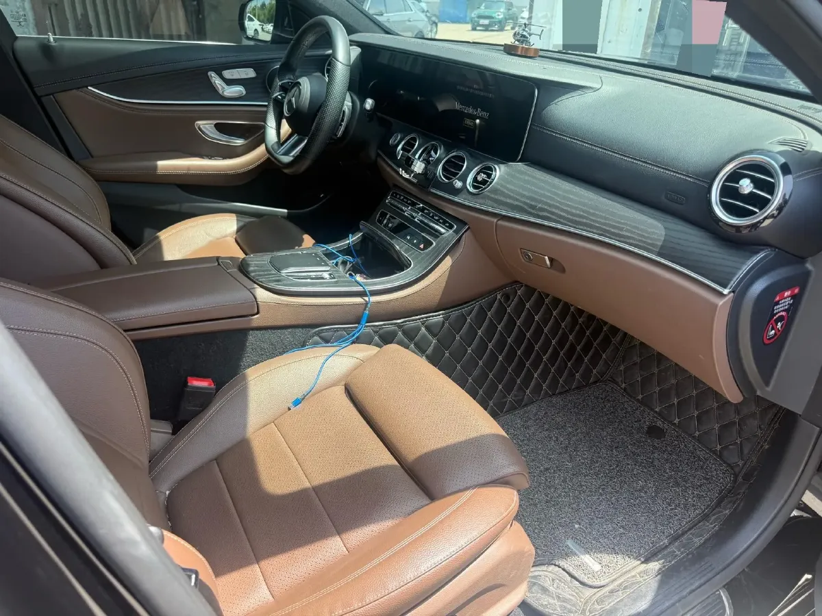 2022 Mercedes-Benz E Class 2.0T 211HP L4 9AT PHEV 25.4KWH,autocango,china used car exporter,china ev exporter,chinese used car exporter,chinese used ev exporter