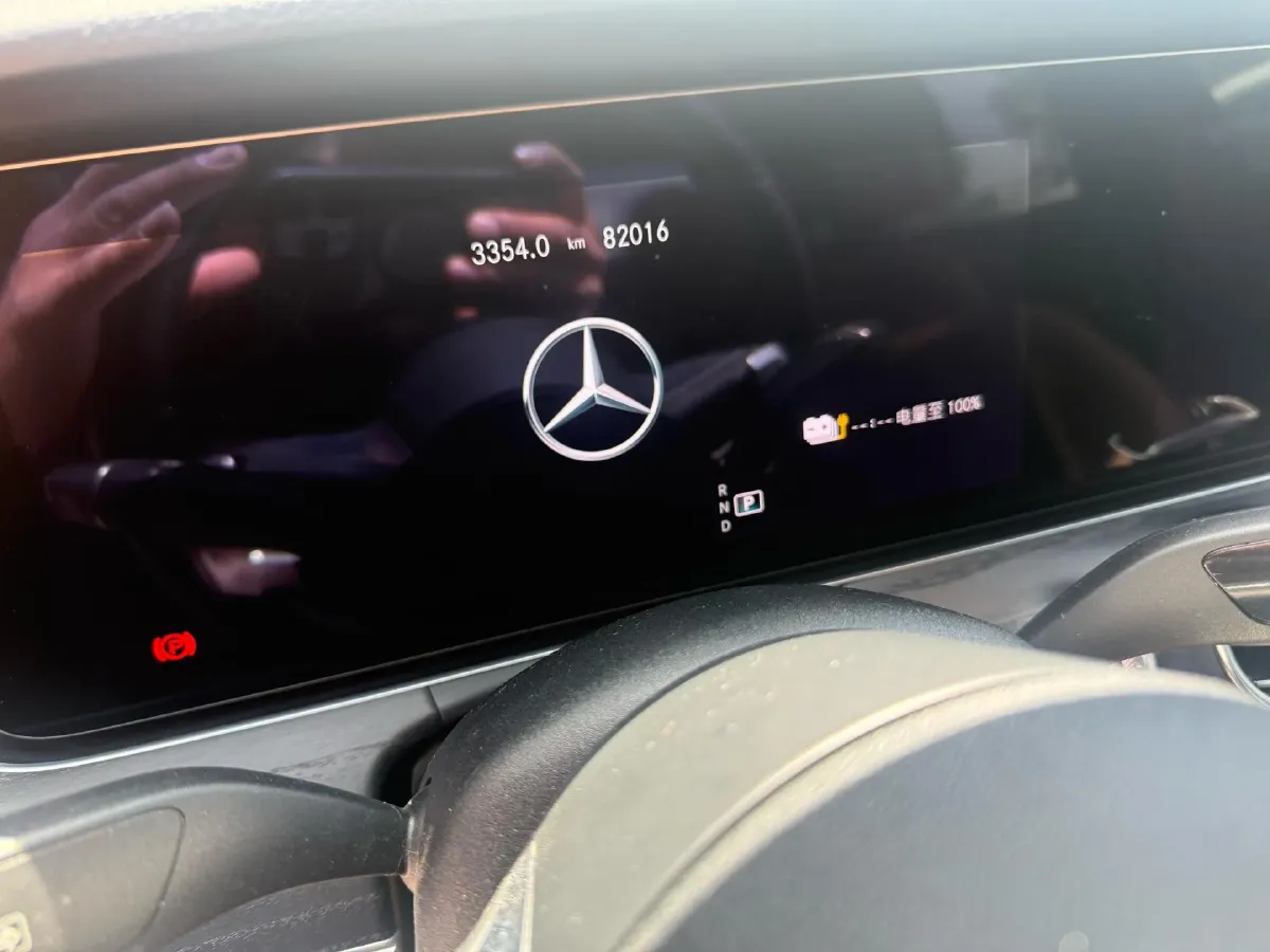 2022 Mercedes-Benz E Class 2.0T 211HP L4 9AT PHEV 25.4KWH,autocango,china used car exporter,china ev exporter,chinese used car exporter,chinese used ev exporter