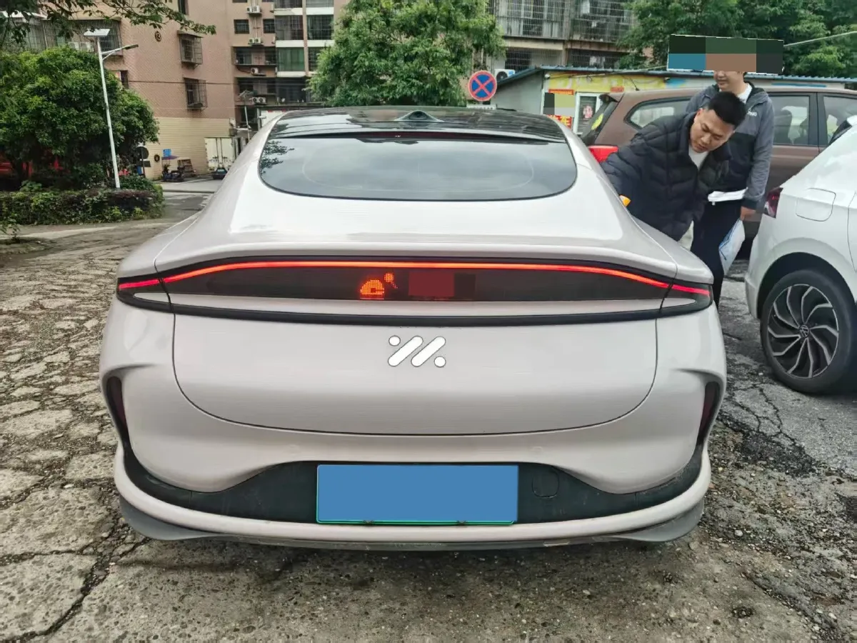 2024 IM L6 BEV 75KWH,autocango,china used car exporter,china ev exporter,chinese used car exporter,chinese used ev exporter