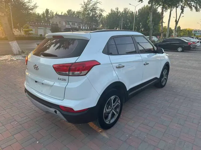 2019 Hyundai ix25 1.6L 125HP L4 6AT,autocango,china used car exporter,china ev exporter,chinese used car exporter,chinese used ev exporter