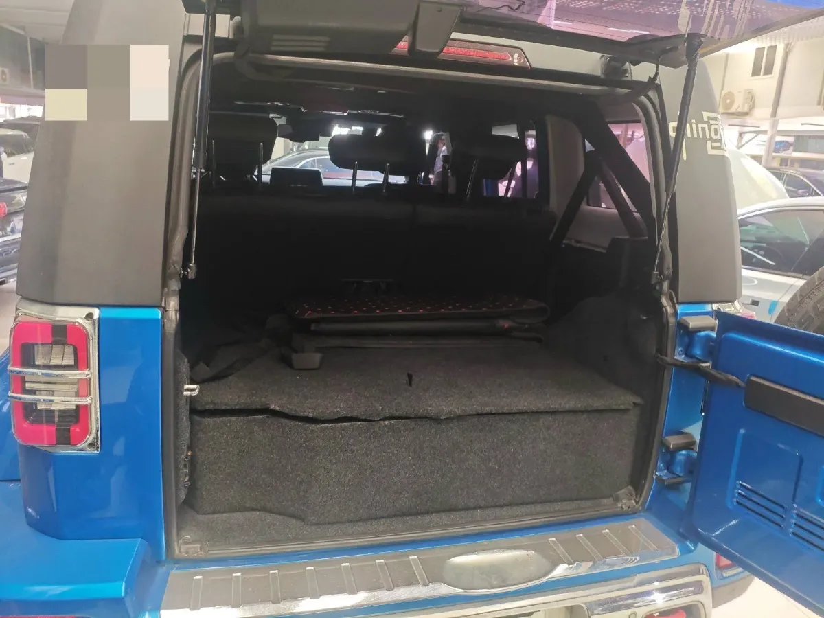 2018 Beijing BJ40 2.3T 250HP L4 6AT,autocango,china used car exporter,china ev exporter,chinese used car exporter,chinese used ev exporter