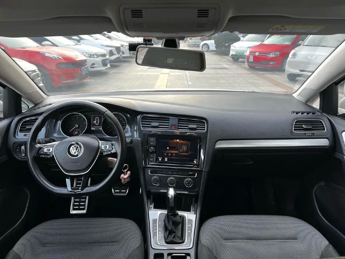 2019 Volkswagen Golf 1.4T 150HP L4 7DCT,autocango,china used car exporter,china ev exporter,chinese used car exporter,chinese used ev exporter