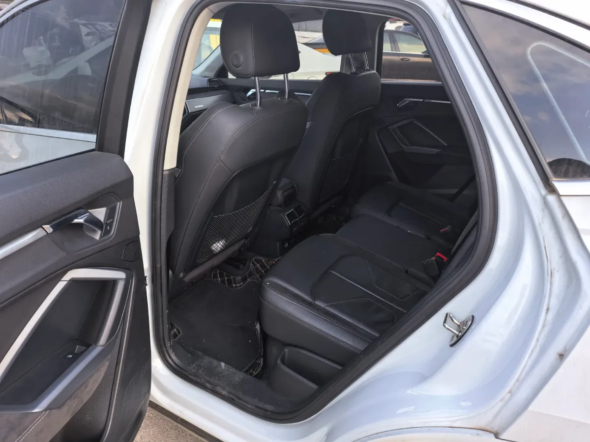 2020 Audi Q3 Sportback 2.0T 186HP L4 7DCT,autocango,china used car exporter,china ev exporter,chinese used car exporter,chinese used ev exporter