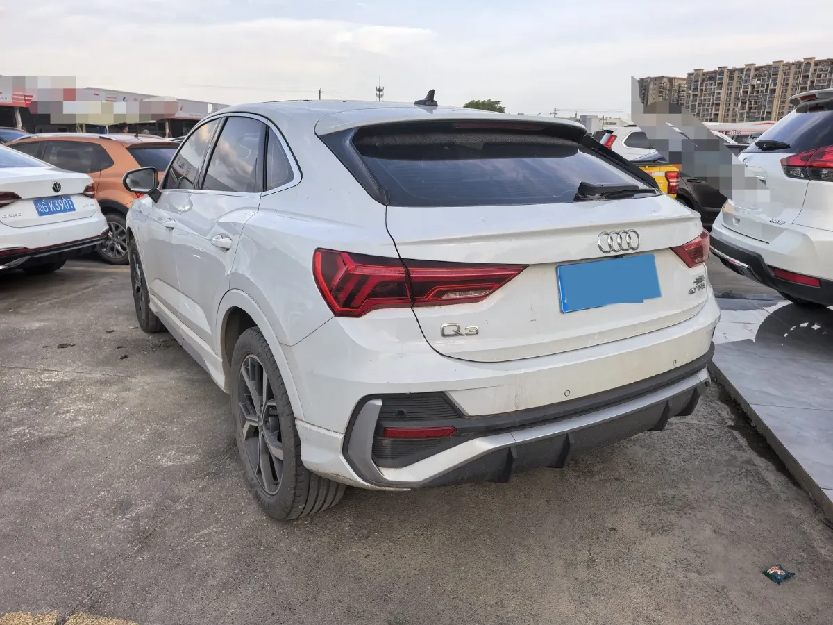 2020 Audi Q3 Sportback 2.0T 186HP L4 7DCT,autocango,china used car exporter,china ev exporter,chinese used car exporter,chinese used ev exporter