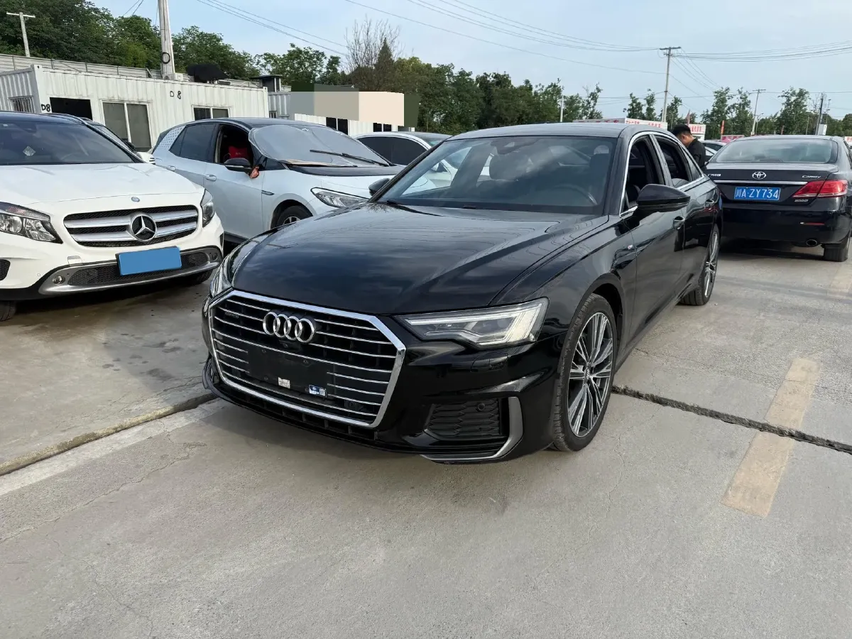 2020 Audi A6L 2.0T 224HP L4 7DCT,autocango,china used car exporter,china ev exporter,chinese used car exporter,chinese used ev exporter