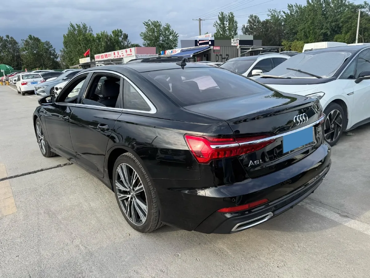 2020 Audi A6L 2.0T 224HP L4 7DCT,autocango,china used car exporter,china ev exporter,chinese used car exporter,chinese used ev exporter