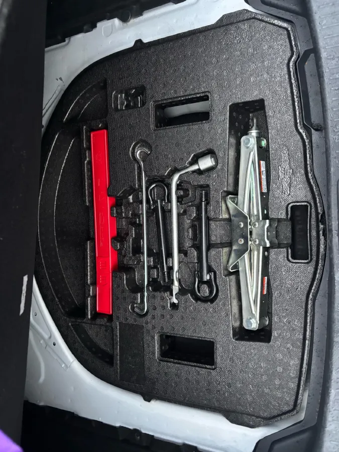 2019 Toyota Corolla 1.2T 116HP L4 CVT,autocango,china used car exporter,china ev exporter,chinese used car exporter,chinese used ev exporter