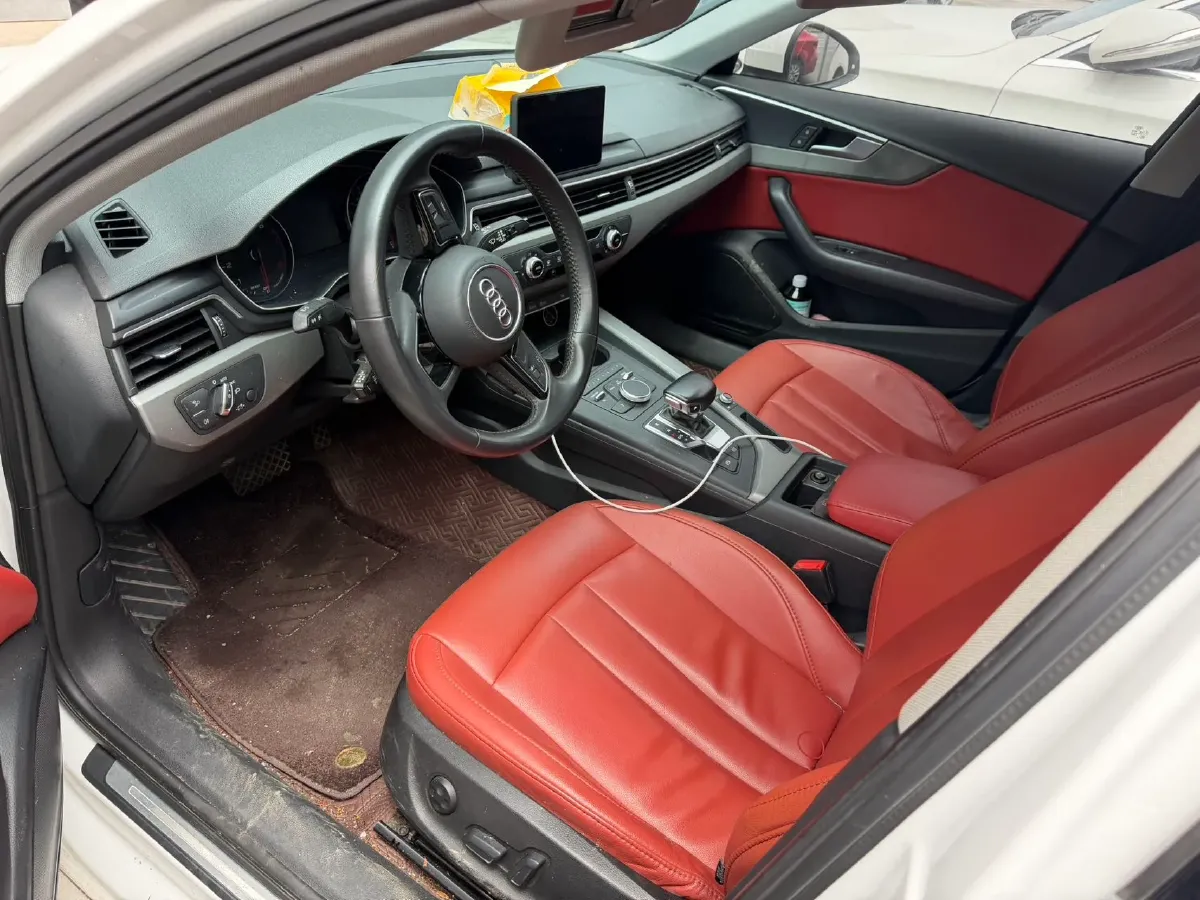 2019 Audi A4L 2.0T 190HP L4 7DCT,autocango,china used car exporter,china ev exporter,chinese used car exporter,chinese used ev exporter