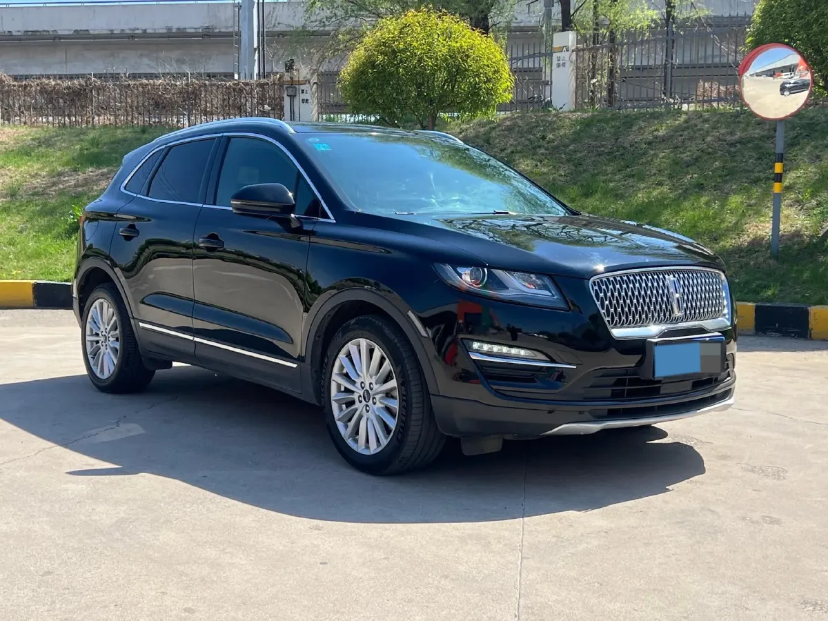 2019 Lincoln MKC 2.0T 203HP L4 6AT,autocango,china used car exporter,china ev exporter,chinese used car exporter,chinese used ev exporter