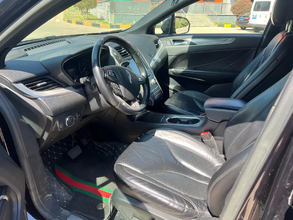 2019 Lincoln MKC 2.0T 203HP L4 6AT,autocango,china used car exporter,china ev exporter,chinese used car exporter,chinese used ev exporter