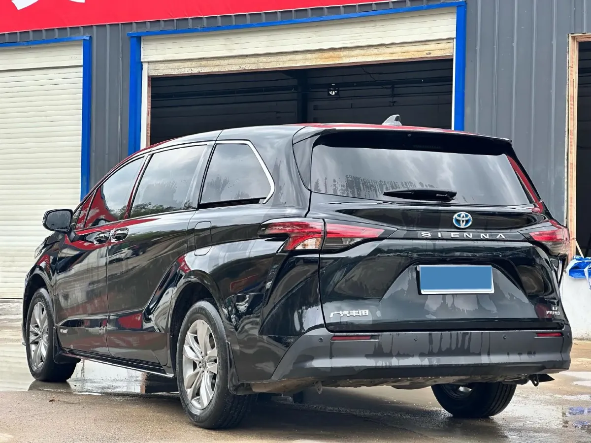 2024 Toyota Sienna 2.5L 189HP L4 E-CVT Hybrid,autocango,china used car exporter,china ev exporter,chinese used car exporter,chinese used ev exporter