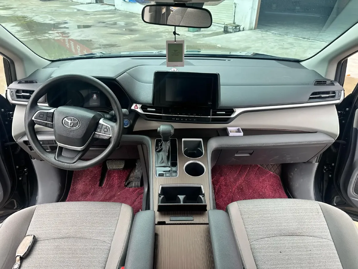 2024 Toyota Sienna 2.5L 189HP L4 E-CVT Hybrid,autocango,china used car exporter,china ev exporter,chinese used car exporter,chinese used ev exporter