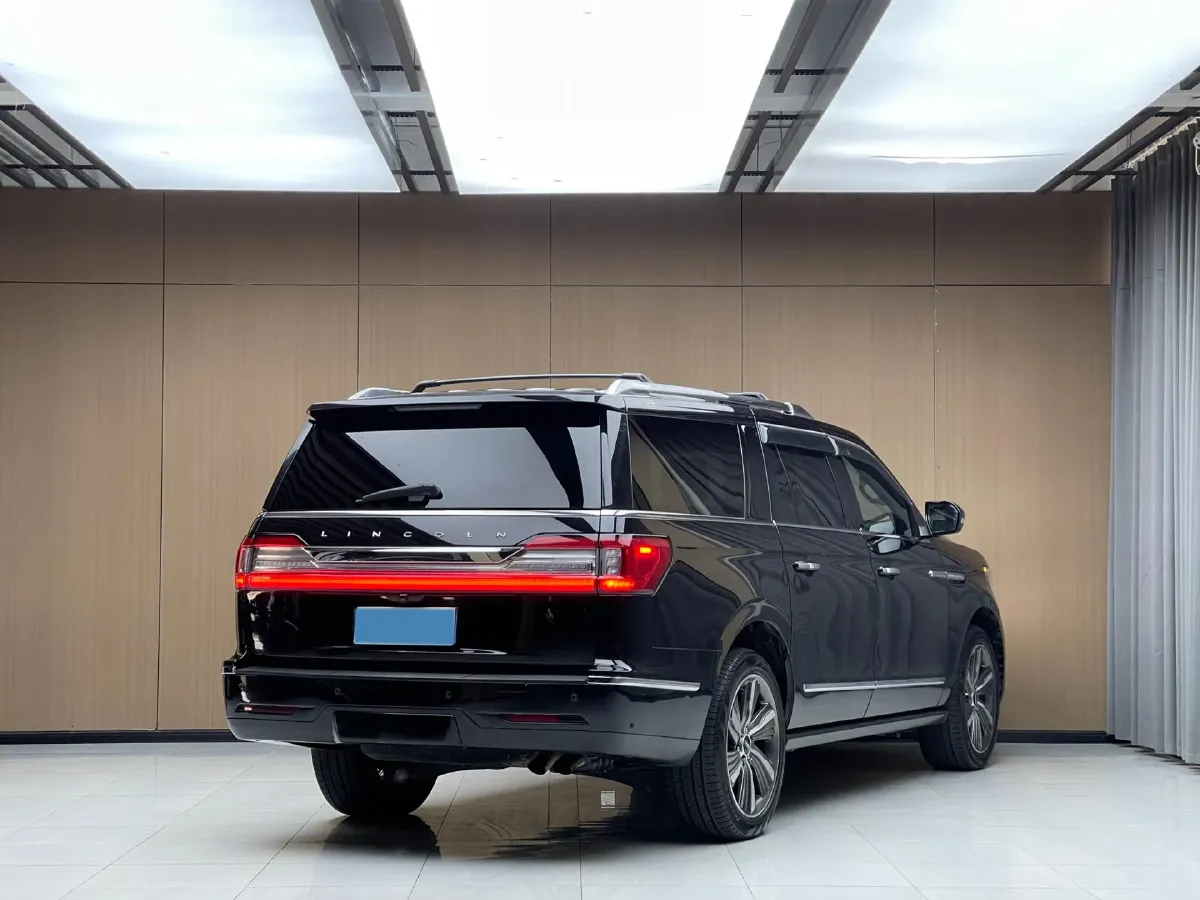 2020 Lincoln Navigator 3.5T 388HP V6 10AT,autocango,china used car exporter,china ev exporter,chinese used car exporter,chinese used ev exporter