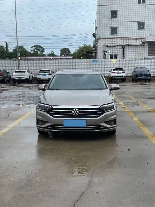 2020 Volkswagen Sagitar 1.4T 150HP L4 7DCT,autocango,china used car exporter,china ev exporter,chinese used car exporter,chinese used ev exporter