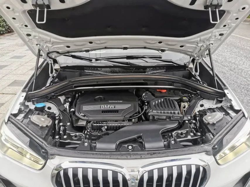 2021 BMW X1 1.5T 140HP L3 7DCT,autocango,china used car exporter,china ev exporter,chinese used car exporter,chinese used ev exporter