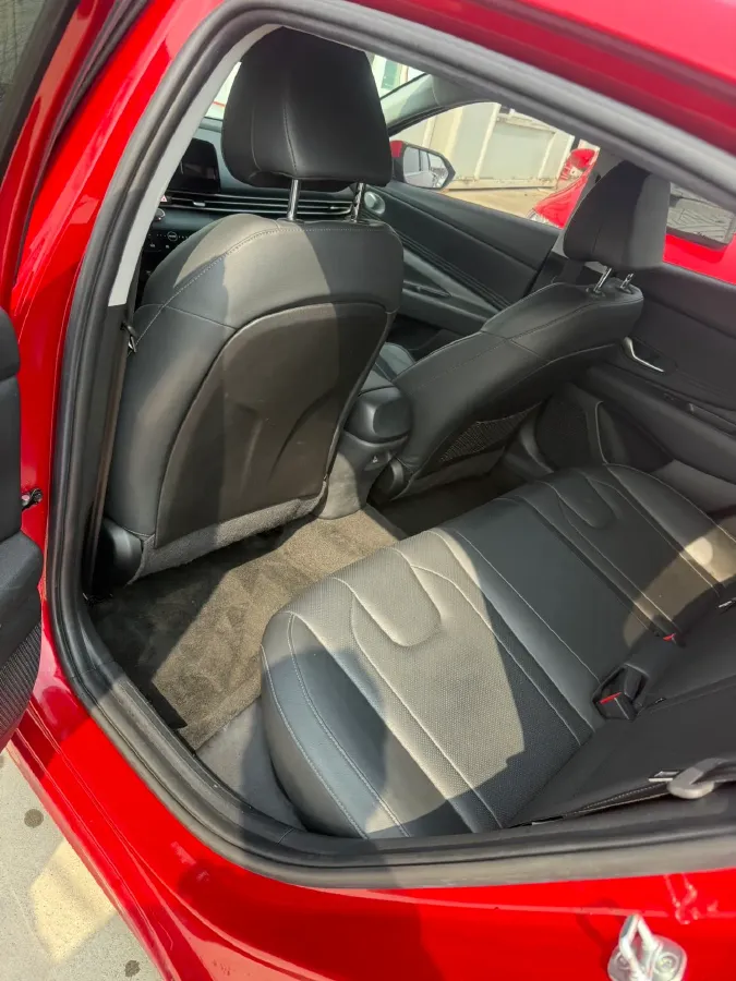 2021 Hyundai Elantra 1.5L 115HP L4 CVT,autocango,china used car exporter,china ev exporter,chinese used car exporter,chinese used ev exporter