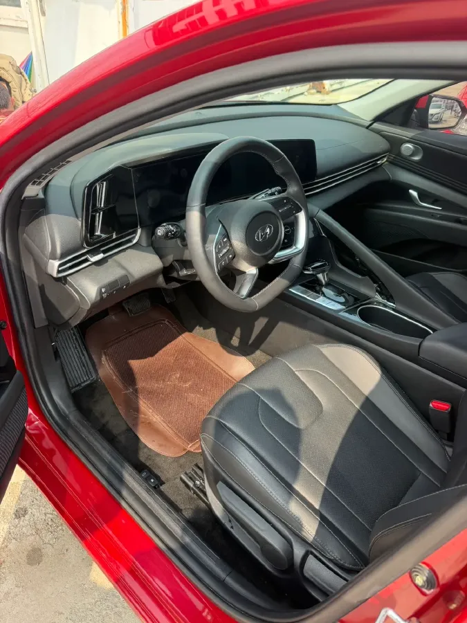 2021 Hyundai Elantra 1.5L 115HP L4 CVT,autocango,china used car exporter,china ev exporter,chinese used car exporter,chinese used ev exporter