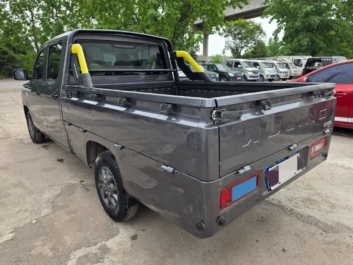 2021 WuLing ZhentTu 1.5L 99HP L4 5MT,autocango,china used car exporter,china ev exporter,chinese used car exporter,chinese used ev exporter