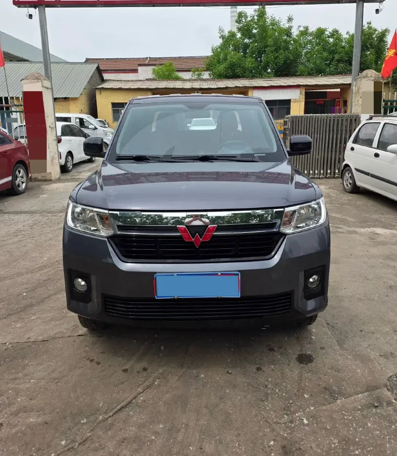 2021 WuLing ZhentTu 1.5L 99HP L4 5MT,autocango,china used car exporter,china ev exporter,chinese used car exporter,chinese used ev exporter
