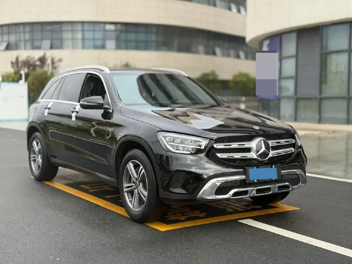 2021 Mercedes-Benz GLC Class 2.0T 197HP L4 9AT,autocango,china used car exporter,china ev exporter,chinese used car exporter,chinese used ev exporter