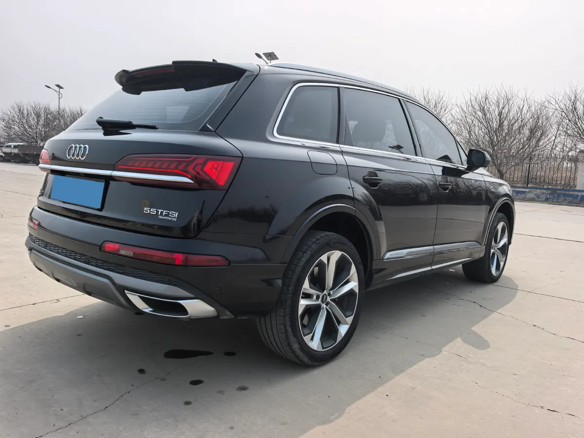 2021 Audi Q7 3.0T 340HP V6 8AT,autocango,china used car exporter,china ev exporter,chinese used car exporter,chinese used ev exporter
