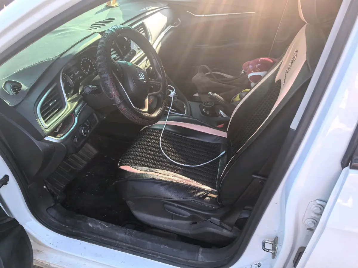 2021 Buick Excelle 1.5L 113HP L4 6AT,autocango,china used car exporter,china ev exporter,chinese used car exporter,chinese used ev exporter