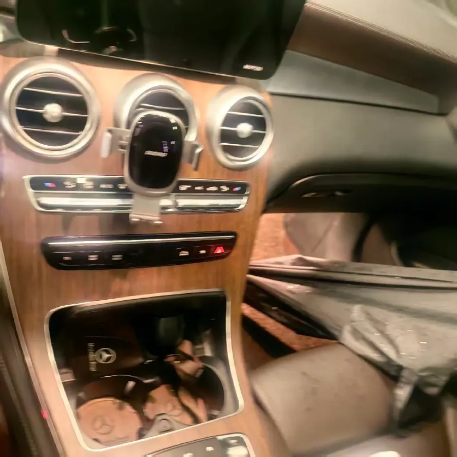 2021 Mercedes-Benz GLC Class 2.0T 258HP L4 9AT,autocango,china used car exporter,china ev exporter,chinese used car exporter,chinese used ev exporter