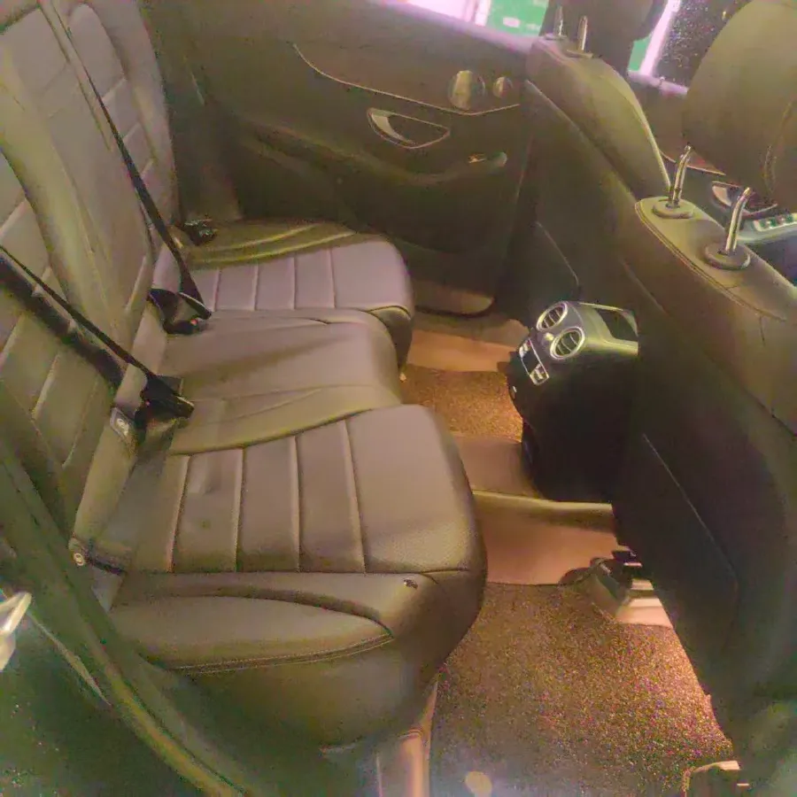 2021 Mercedes-Benz GLC Class 2.0T 258HP L4 9AT,autocango,china used car exporter,china ev exporter,chinese used car exporter,chinese used ev exporter