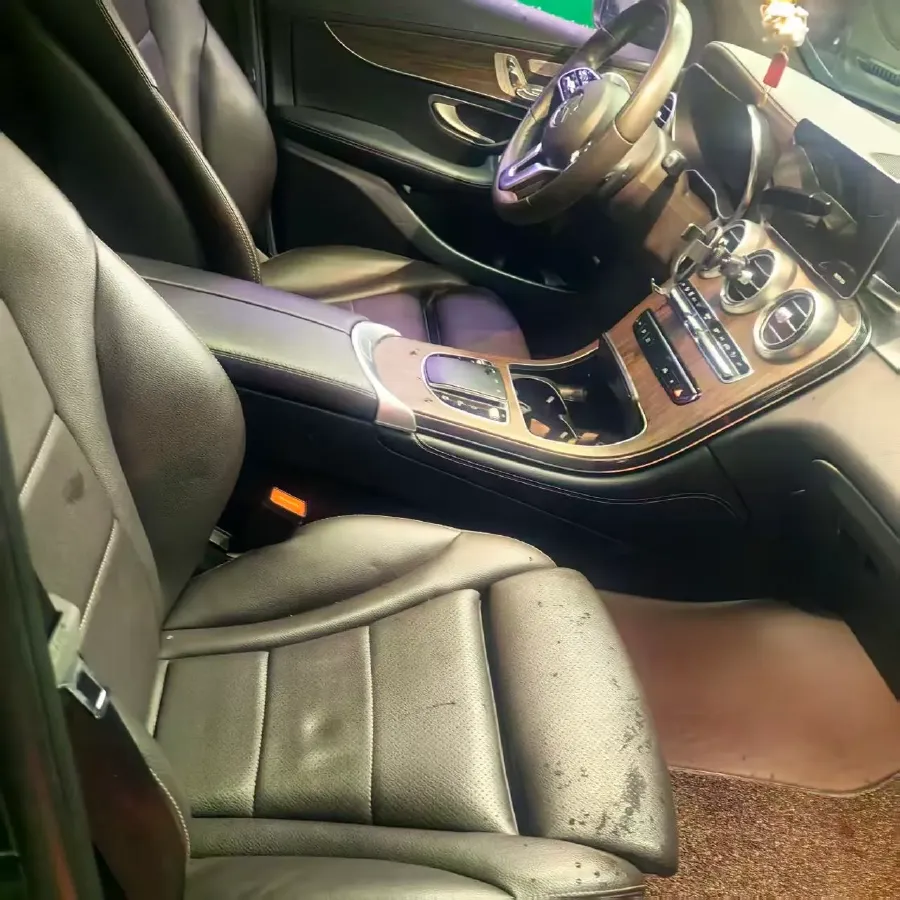 2021 Mercedes-Benz GLC Class 2.0T 258HP L4 9AT,autocango,china used car exporter,china ev exporter,chinese used car exporter,chinese used ev exporter