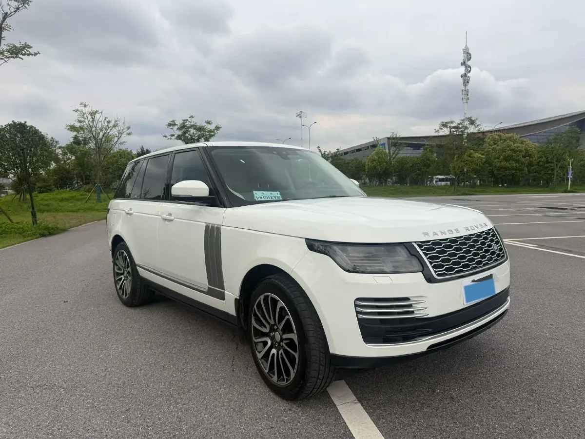 2018 Land Rover Range Rover Evoque 2.0T 241HP L4 9AT,autocango,china used car exporter,china ev exporter,chinese used car exporter,chinese used ev exporter