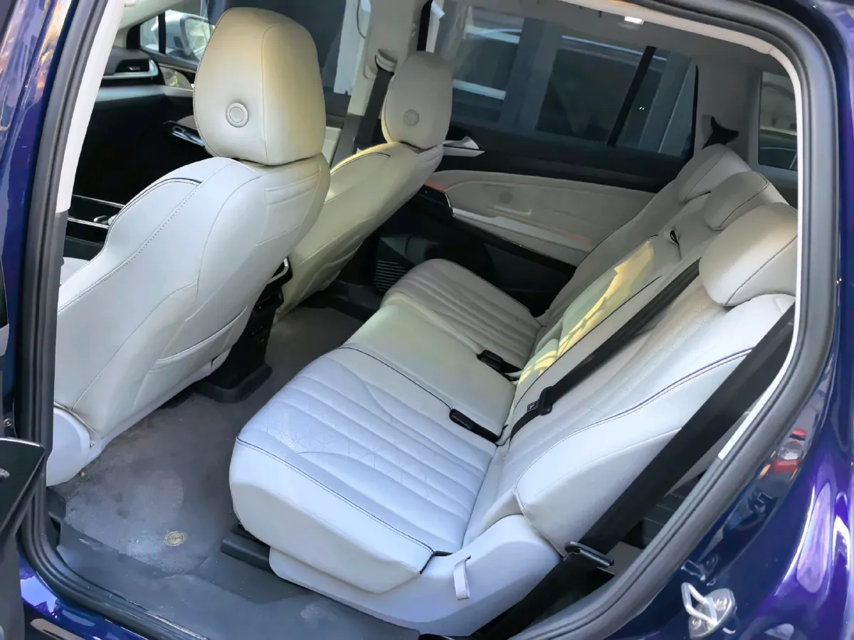 2021 Volkswagen ID.6 X BEV 83.4KWH,autocango,china used car exporter,china ev exporter,chinese used car exporter,chinese used ev exporter