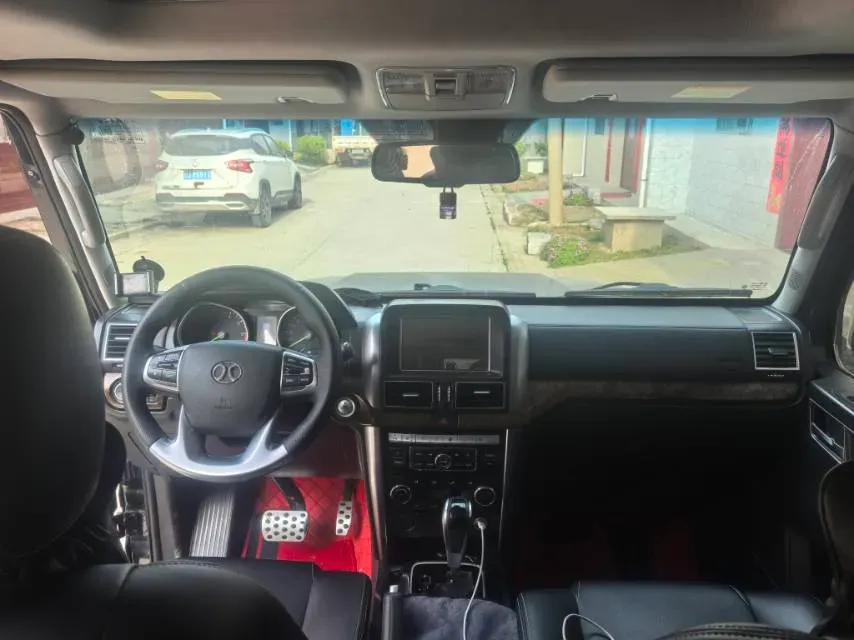 2018 Beijing BJ80 2.3T 231HP L4 6AT,autocango,china used car exporter,china ev exporter,chinese used car exporter,chinese used ev exporter