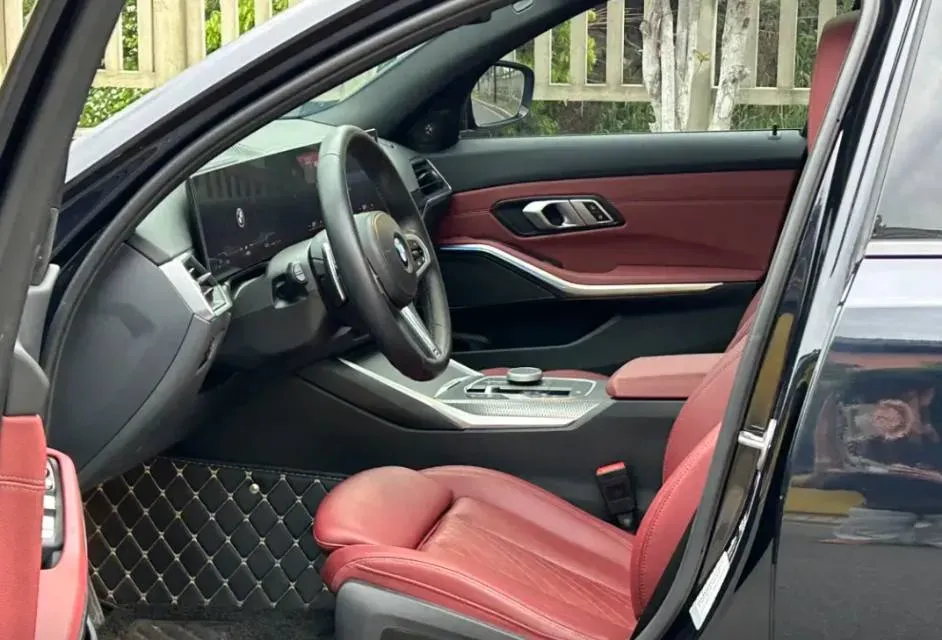 2023 BMW 3 Series 2.0T 245HP L4 8AT,autocango,china used car exporter,china ev exporter,chinese used car exporter,chinese used ev exporter