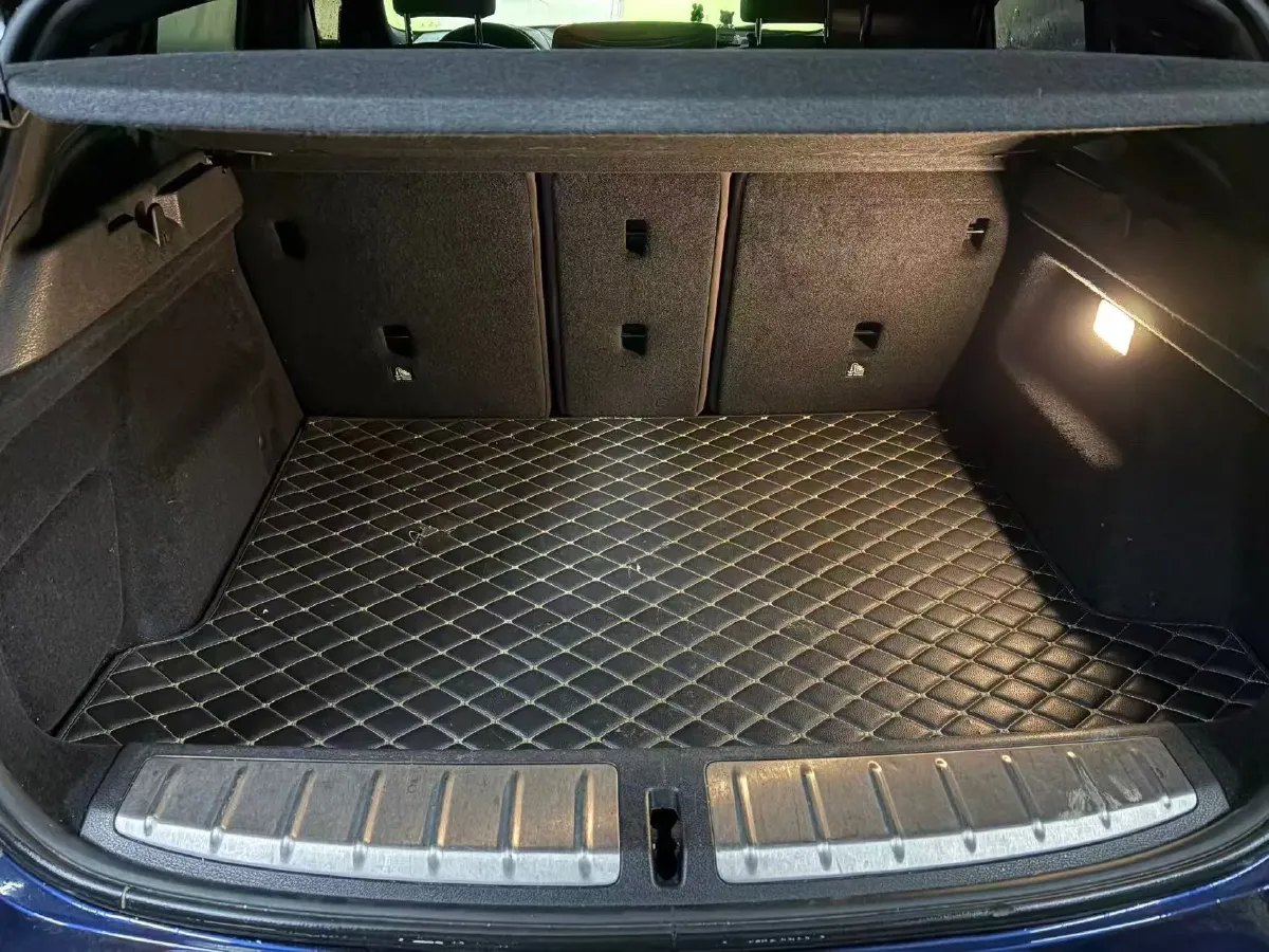 2021 BMW X2 2.0T 192HP L4 7DCT,autocango,china used car exporter,china ev exporter,chinese used car exporter,chinese used ev exporter