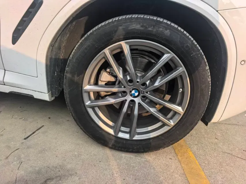 2020 BMW X4 2.0T 184HP L4 8AT,autocango,china used car exporter,china ev exporter,chinese used car exporter,chinese used ev exporter