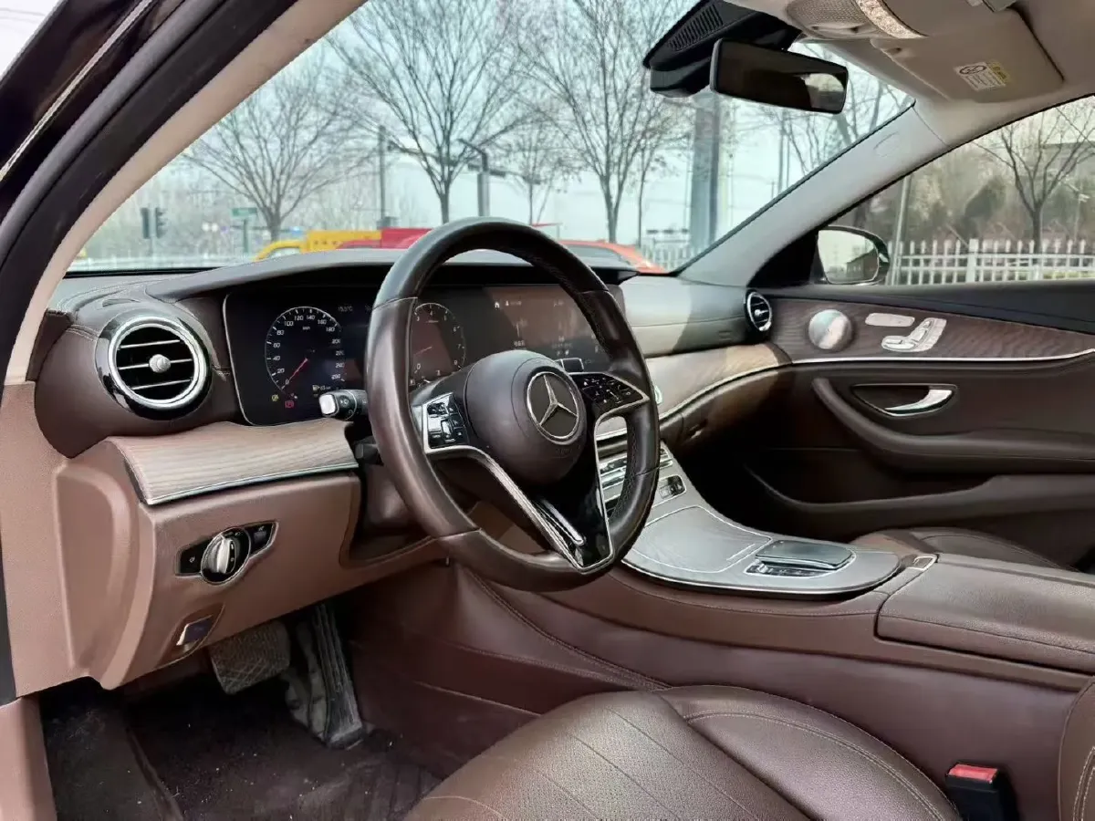 2021 Mercedes-Benz E Class 2.0T 258HP L4 9AT,autocango,china used car exporter,china ev exporter,chinese used car exporter,chinese used ev exporter