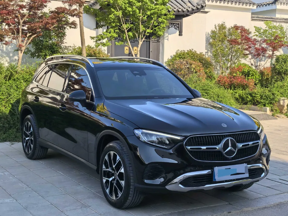 2023 Mercedes-Benz GLC Class 2.0T 204HP L4 9AT,autocango,china used car exporter,china ev exporter,chinese used car exporter,chinese used ev exporter