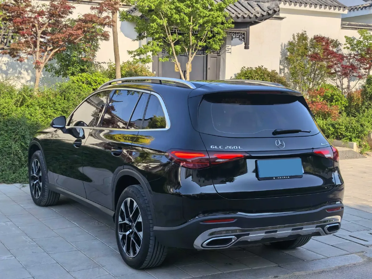2023 Mercedes-Benz GLC Class 2.0T 204HP L4 9AT,autocango,china used car exporter,china ev exporter,chinese used car exporter,chinese used ev exporter