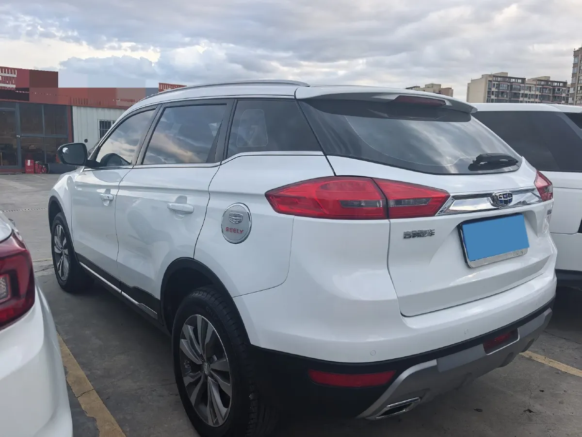 2016 Geely Azkarra 2.0L 141HP L4 6MT,autocango,china used car exporter,china ev exporter,chinese used car exporter,chinese used ev exporter