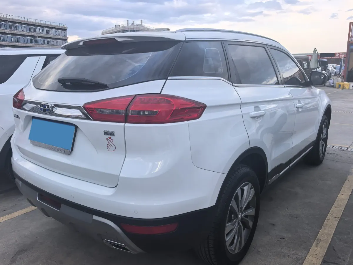 2016 Geely Azkarra 2.0L 141HP L4 6MT,autocango,china used car exporter,china ev exporter,chinese used car exporter,chinese used ev exporter